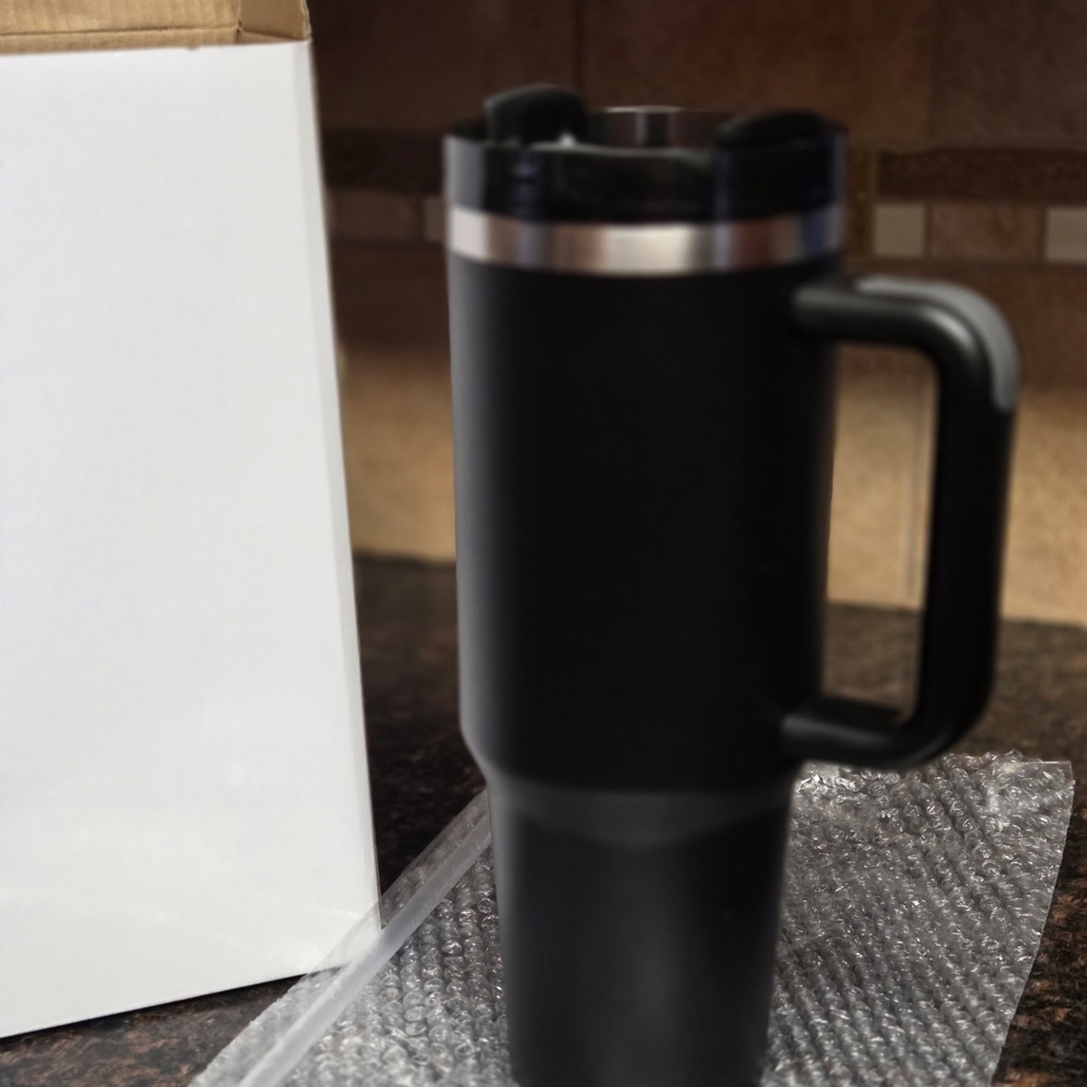 40 oz Insulated Tumbler with Handle & Straw | Stanley-Style | BPA Free - Picture 2 of 7